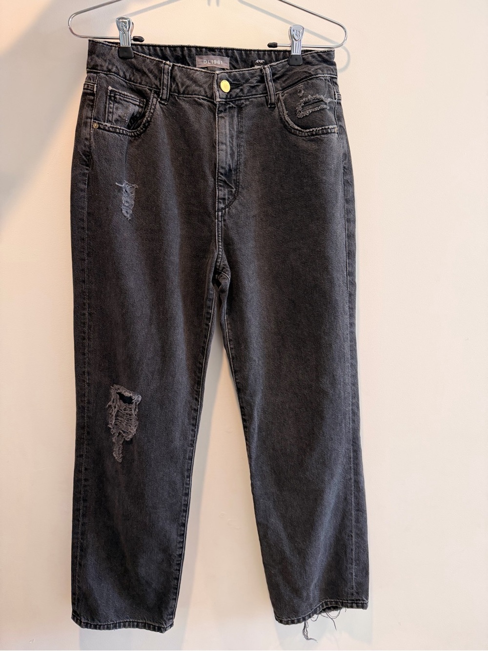 DL1961 Vintage-Inspired Distressed Black Women’s Jeans